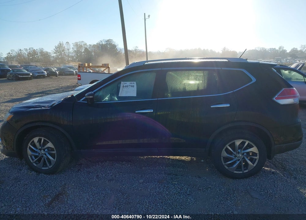 2015 NISSAN ROGUE SL VIN: 5N1AT2MV7FC887211