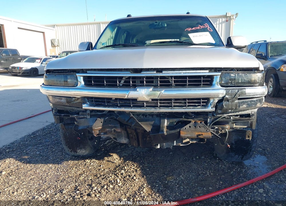 2004 CHEVROLET SUBURBAN 1500 LT VIN: 1GNEC16Z04J332939