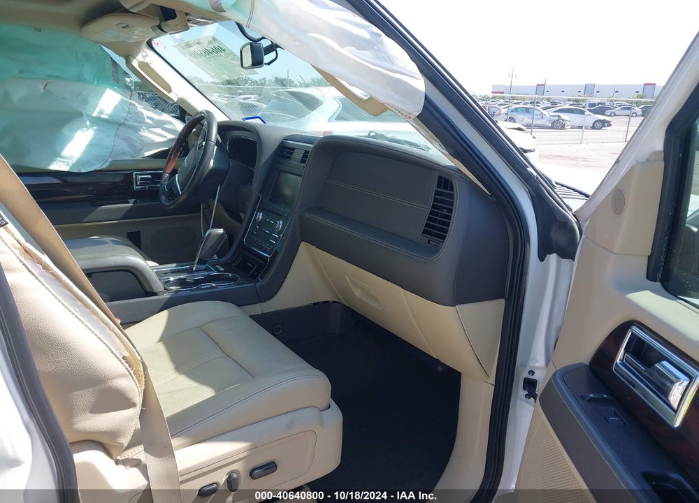 2015 LINCOLN NAVIGATOR VIN: 5LMJJ2JT7FEJ14345