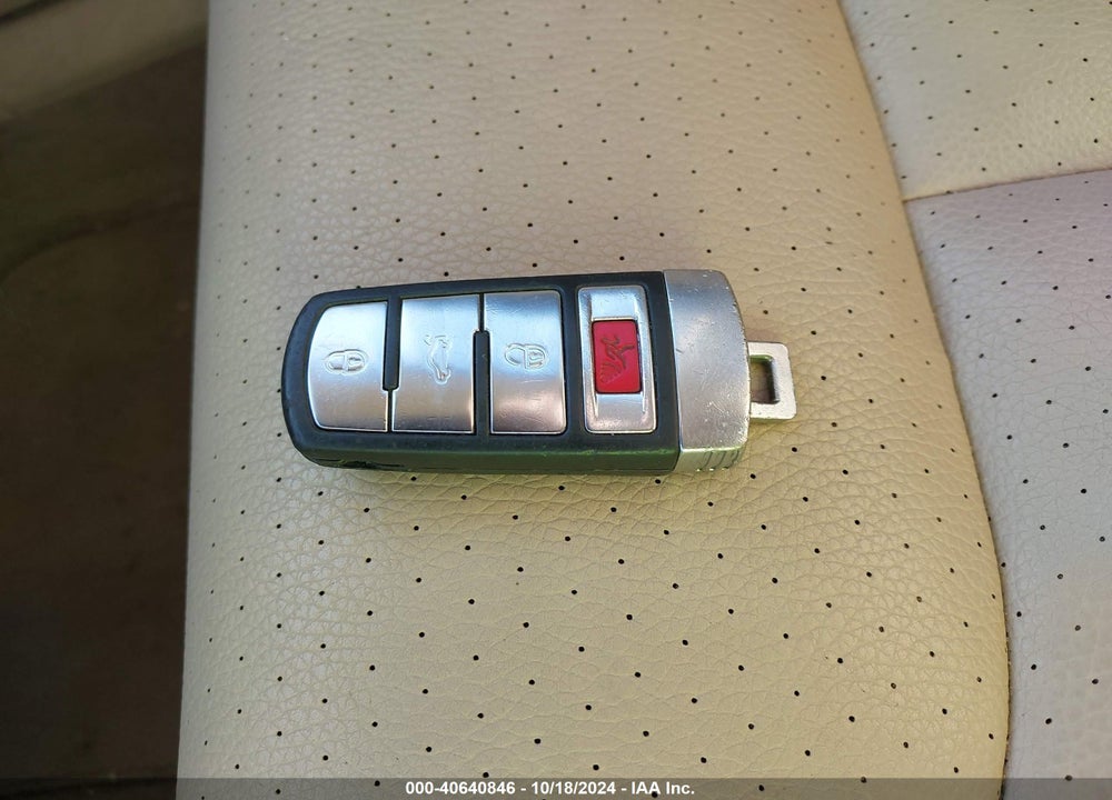 2009 VOLKSWAGEN PASSAT KOMFORT VIN: WVWJK73CX9E034444