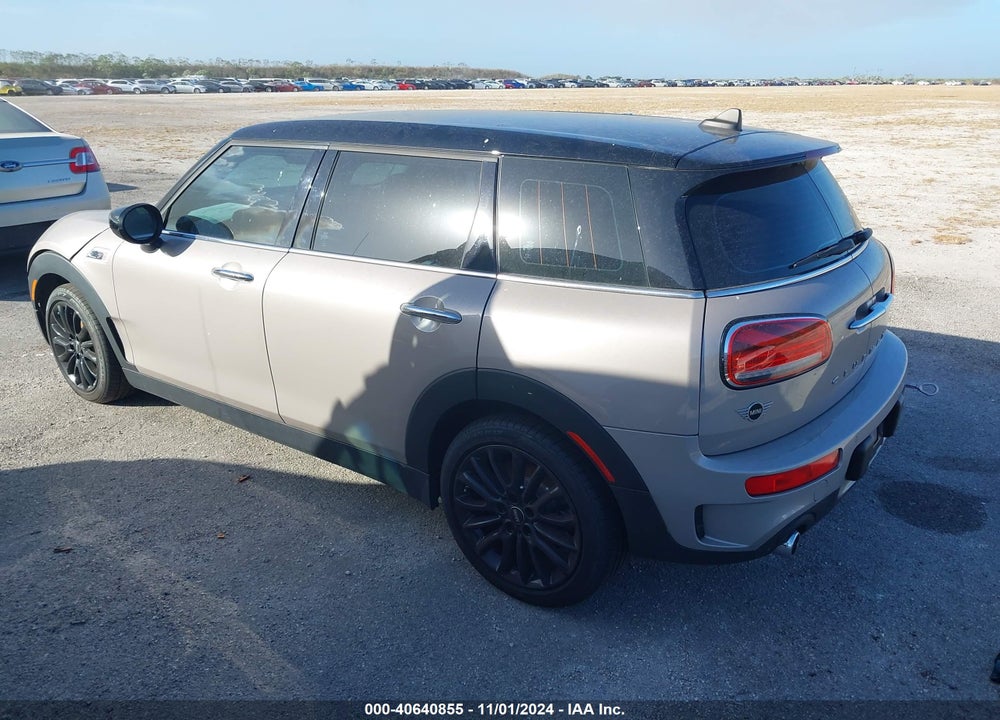 2023 MINI CLUBMAN COOPER S VIN: WMWLV7C01P2T85020