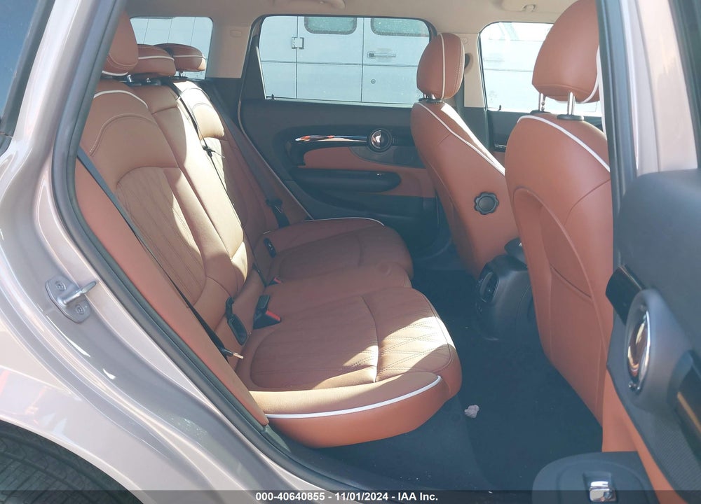 2023 MINI CLUBMAN COOPER S VIN: WMWLV7C01P2T85020