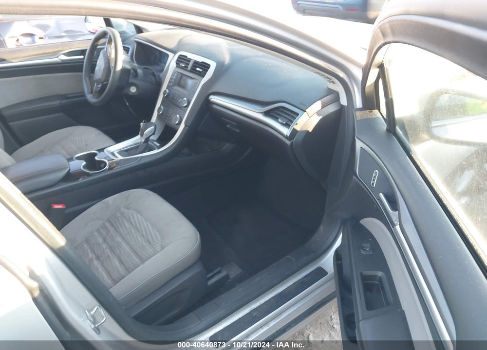 2016 FORD FUSION S VIN: 3FA6P0G75GR212675