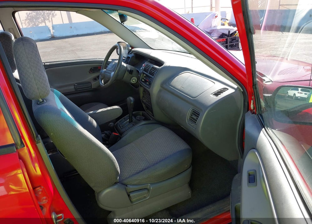 2004 CHEVROLET TRACKER VIN: 2CNBJ134546919186