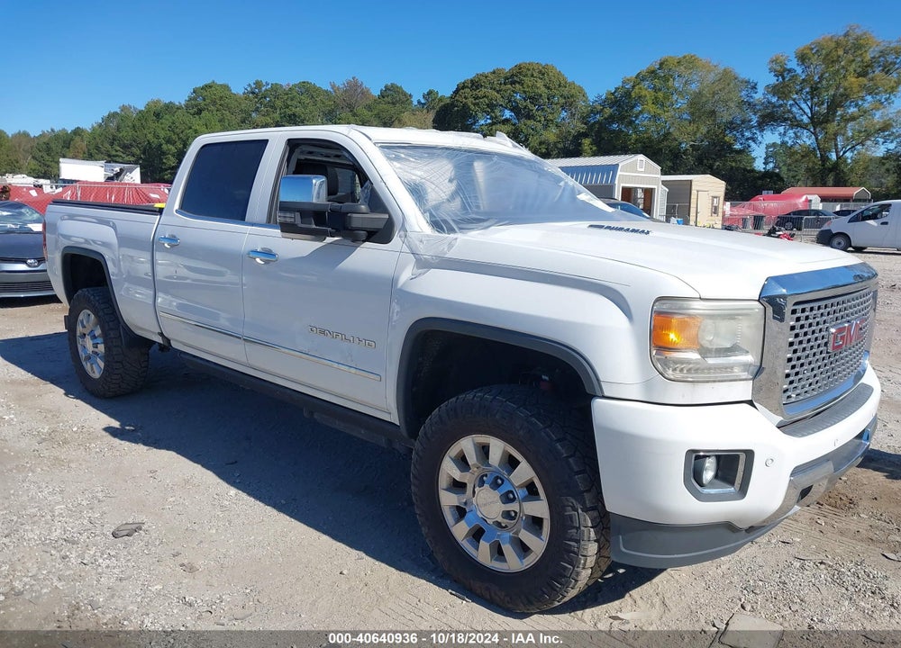 2016 GMC SIERRA 2500HD DENALI VIN: 1GT12UE8XGF144568