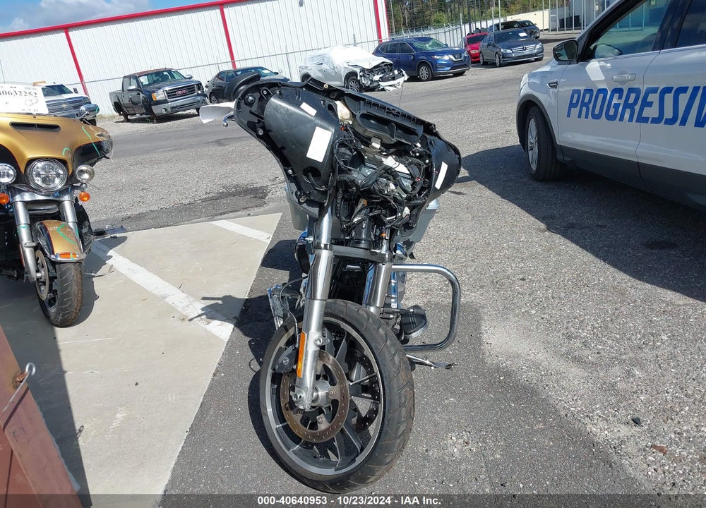 2023 HARLEY-DAVIDSON FLHX VIN: 1HD1KBC14PB654236