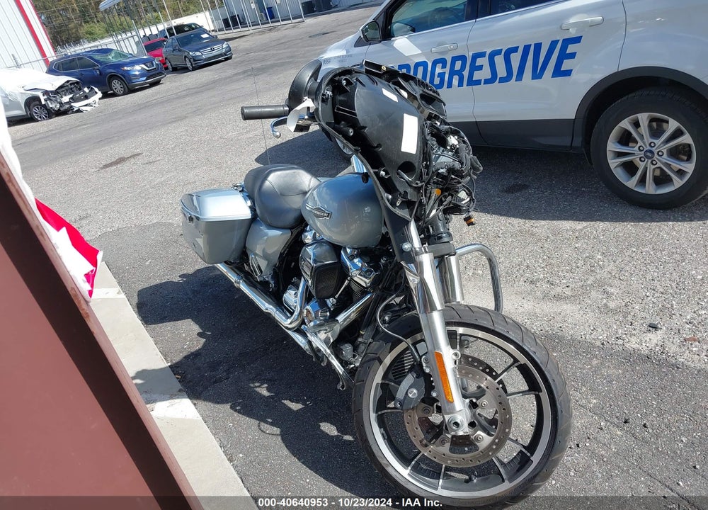2023 HARLEY-DAVIDSON FLHX VIN: 1HD1KBC14PB654236