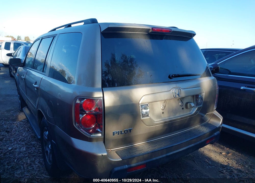 2006 HONDA PILOT EX-L VIN: 5FNYF28756B017191