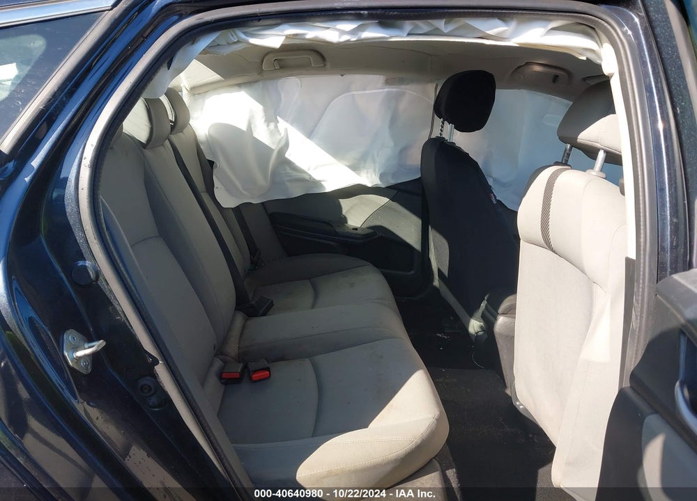 2018 HONDA CIVIC LX VIN: 2HGFC2E57JH572683