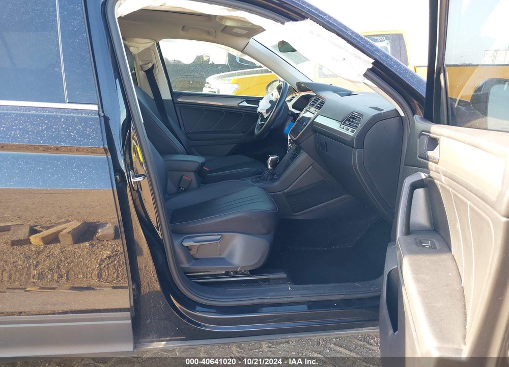 2023 VOLKSWAGEN TIGUAN 2.0T SE VIN: 3VVNB7AX8PM063831
