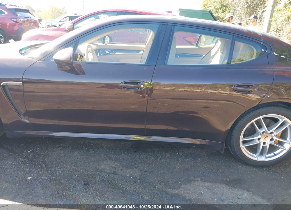 2014 PORSCHE PANAMERA 4 VIN: WP0AA2A77EL011592