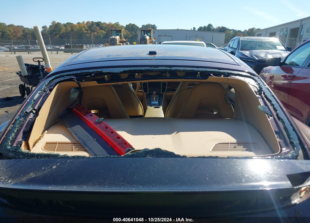 2014 PORSCHE PANAMERA 4 VIN: WP0AA2A77EL011592