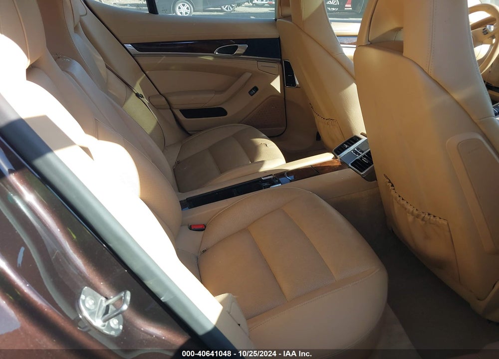 2014 PORSCHE PANAMERA 4 VIN: WP0AA2A77EL011592