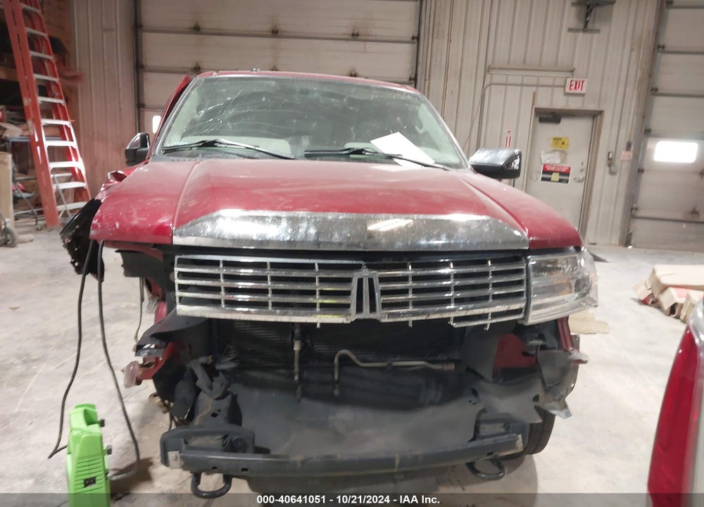 2014 LINCOLN NAVIGATOR L VIN: 5LMJJ3J57EEL00196