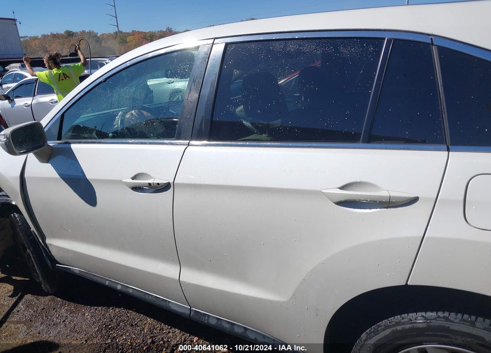 2015 ACURA RDX VIN: 5J8TB3H33FL012689