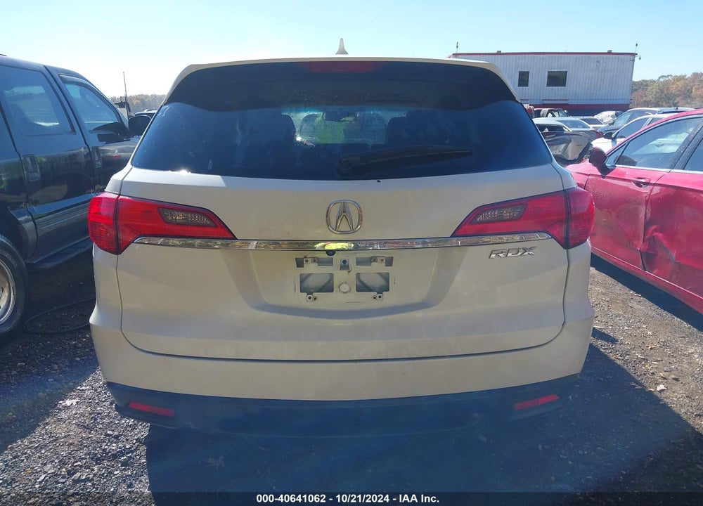 2015 ACURA RDX VIN: 5J8TB3H33FL012689