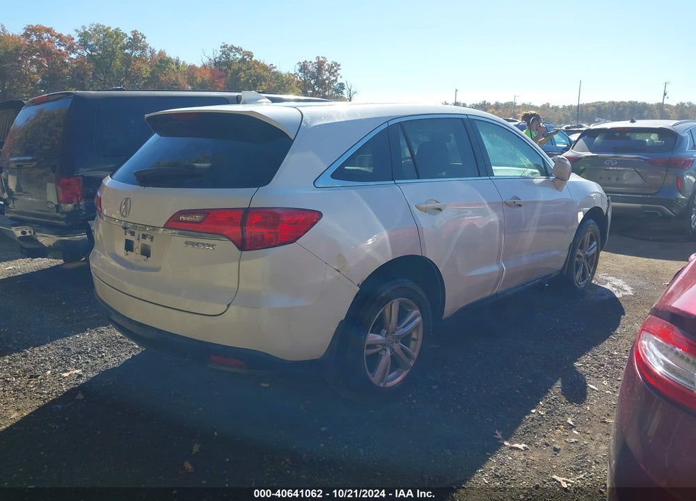 2015 ACURA RDX VIN: 5J8TB3H33FL012689