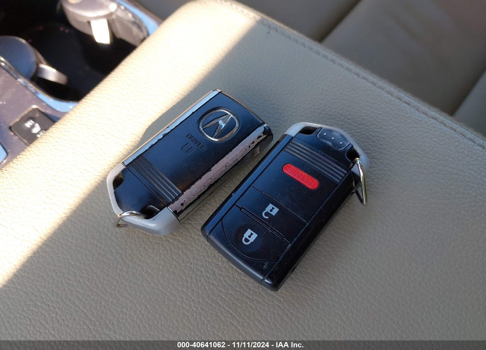 2015 ACURA RDX VIN: 5J8TB3H33FL012689