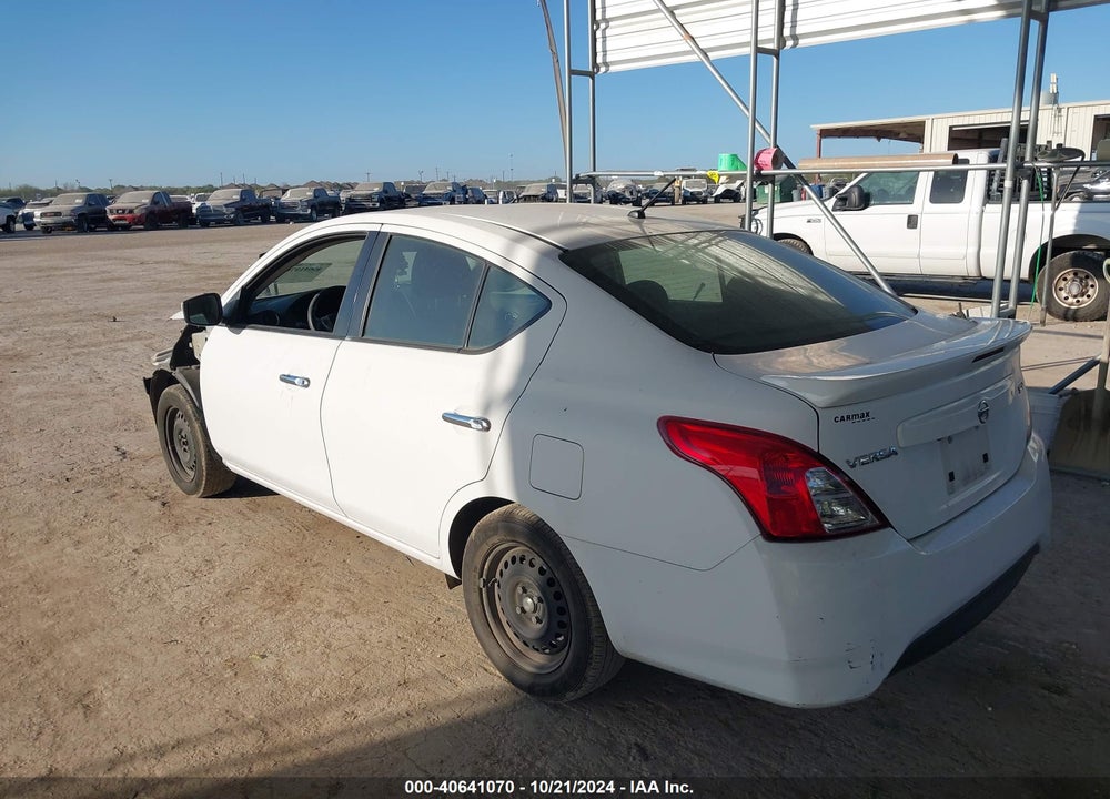 2019 NISSAN VERSA 1.6 SV VIN: 3N1CN7AP7KL852115