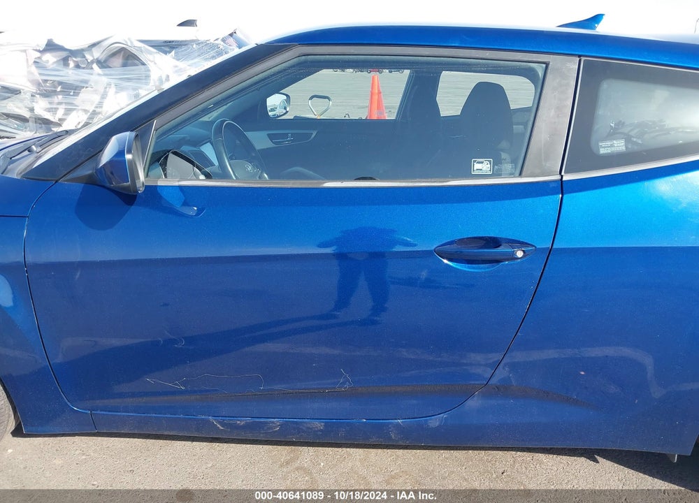 2017 HYUNDAI VELOSTER VIN: KMHTC6AD5HU311464