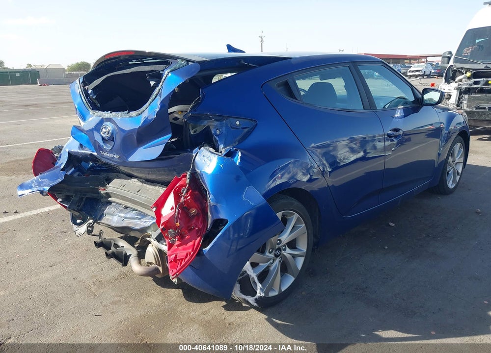 2017 HYUNDAI VELOSTER VIN: KMHTC6AD5HU311464
