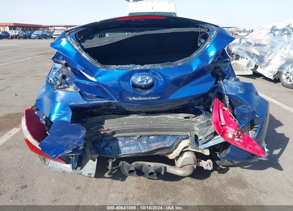 2017 HYUNDAI VELOSTER VIN: KMHTC6AD5HU311464