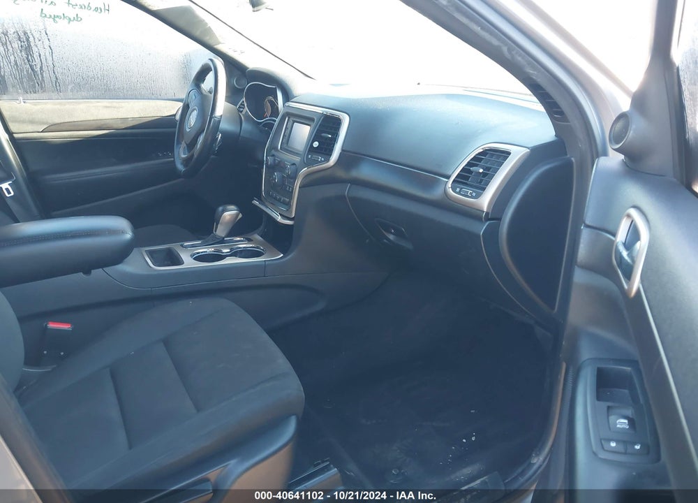 2016 JEEP GRAND CHEROKEE LAREDO VIN: 1C4RJFAG0GC388116