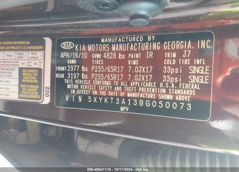 2011 KIA SORENTO LX VIN: 5XYKT3A13BG050073