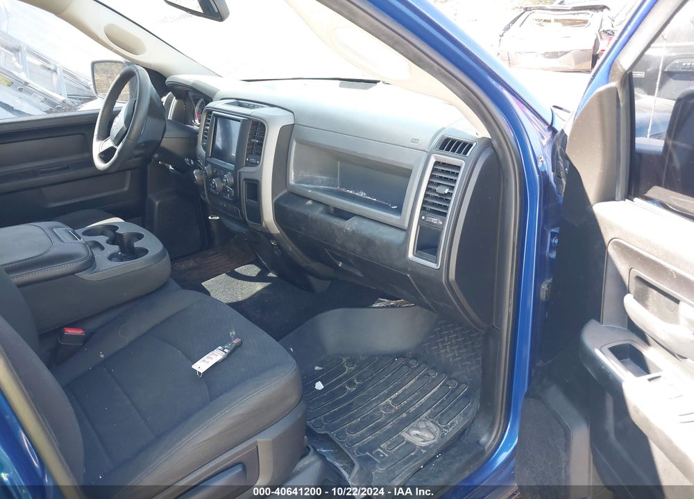 2019 RAM 1500 CLASSIC ST VIN: 1C6RR7FT4KS620193