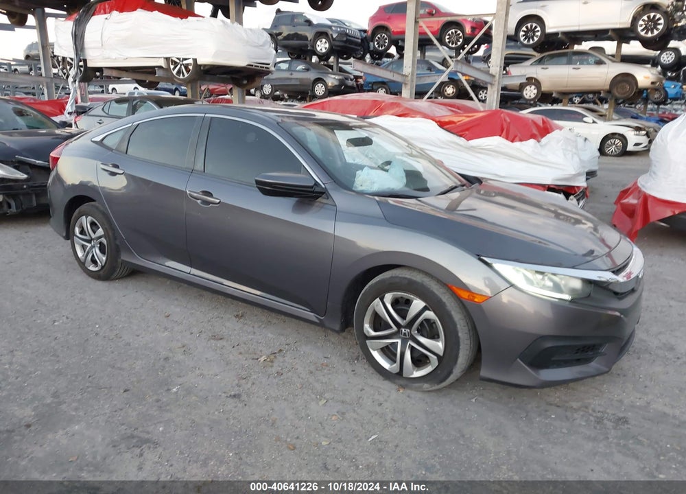 2018 HONDA CIVIC LX VIN: 19XFC2F58JE003026