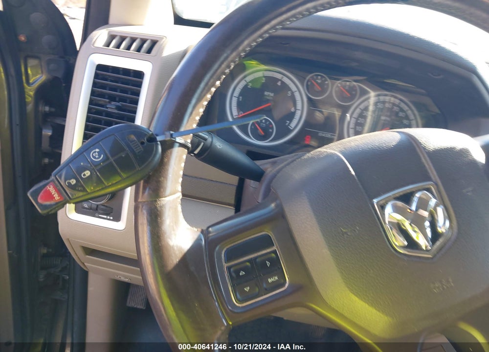 2012 RAM 1500 SLT VIN: 1C6RD7GT0CS277669
