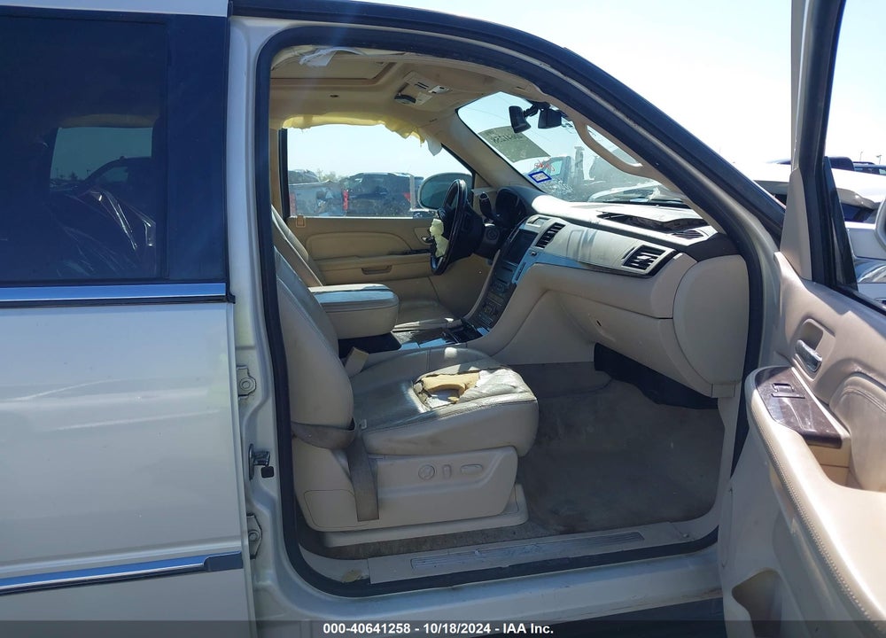 2007 CADILLAC ESCALADE STANDARD VIN: 1GYEC638X7R269799