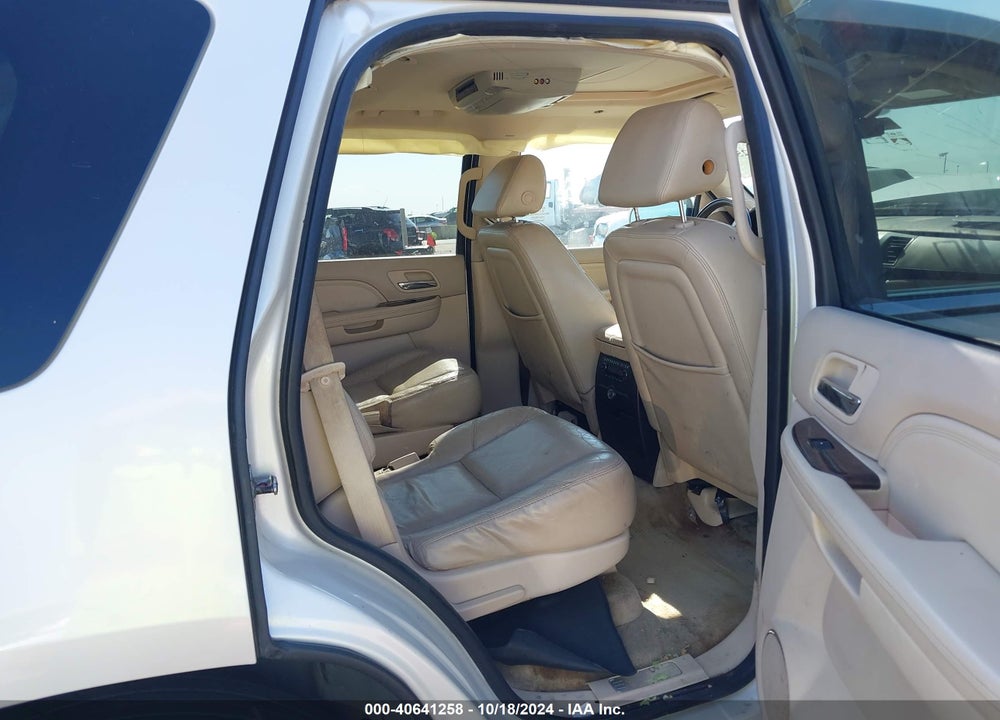 2007 CADILLAC ESCALADE STANDARD VIN: 1GYEC638X7R269799
