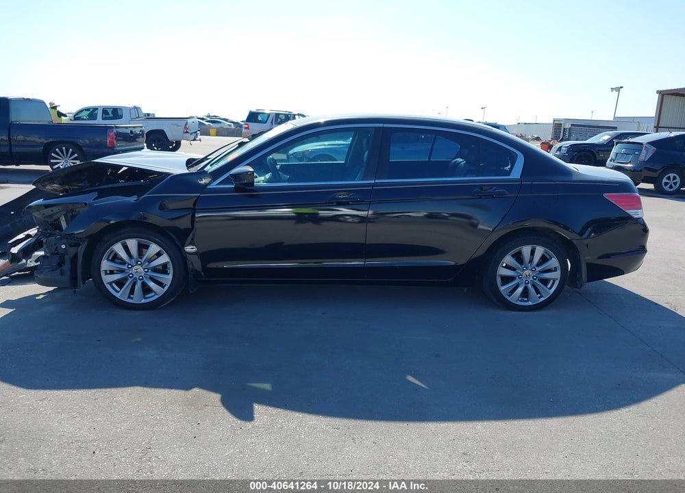 2012 HONDA ACCORD 2.4 EX-L VIN: 1HGCP2F84CA052541