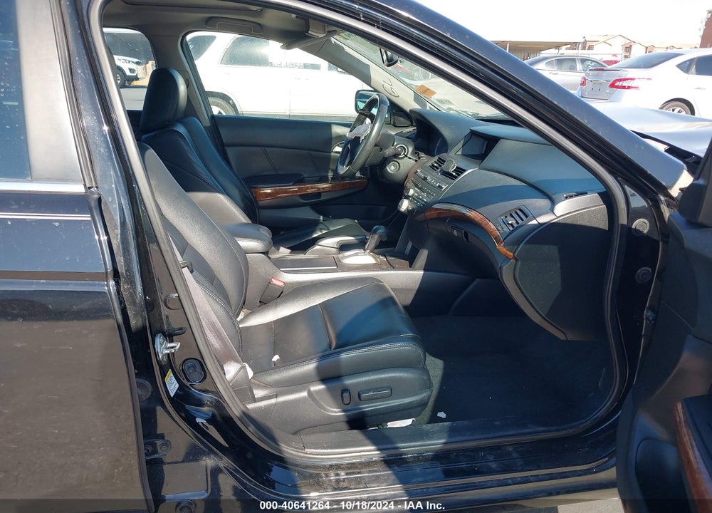 2012 HONDA ACCORD 2.4 EX-L VIN: 1HGCP2F84CA052541