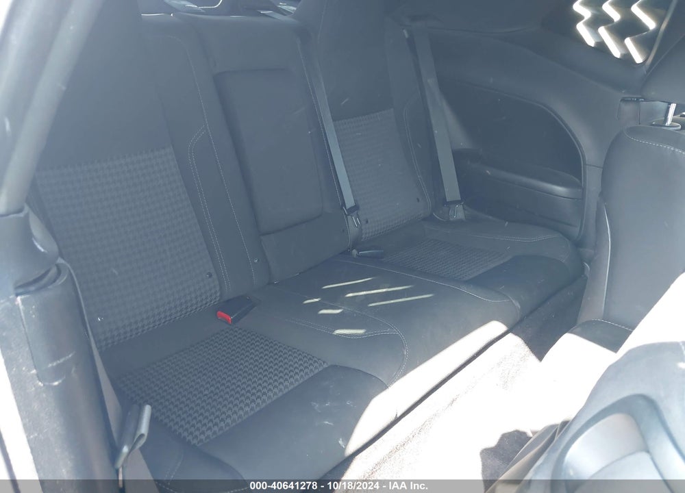 2019 DODGE CHALLENGER SXT VIN: 2C3CDZAG7KH521866