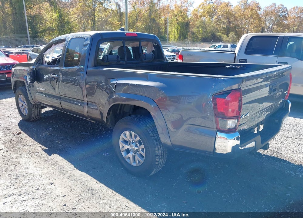 2018 TOYOTA TACOMA SR5 V6 VIN: 5TFSZ5AN0JX130357