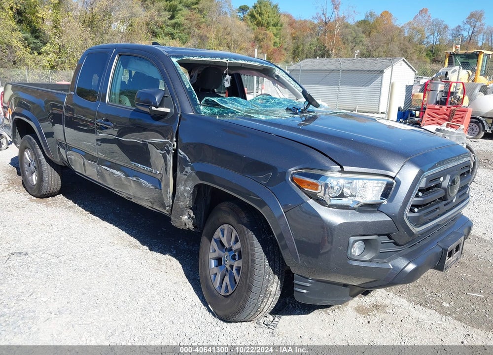 2018 TOYOTA TACOMA SR5 V6 VIN: 5TFSZ5AN0JX130357