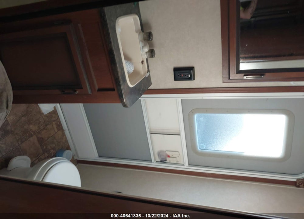 2013 CROSSROADS ZINGER ZT328S VIN: 4V0TC3129DA019805