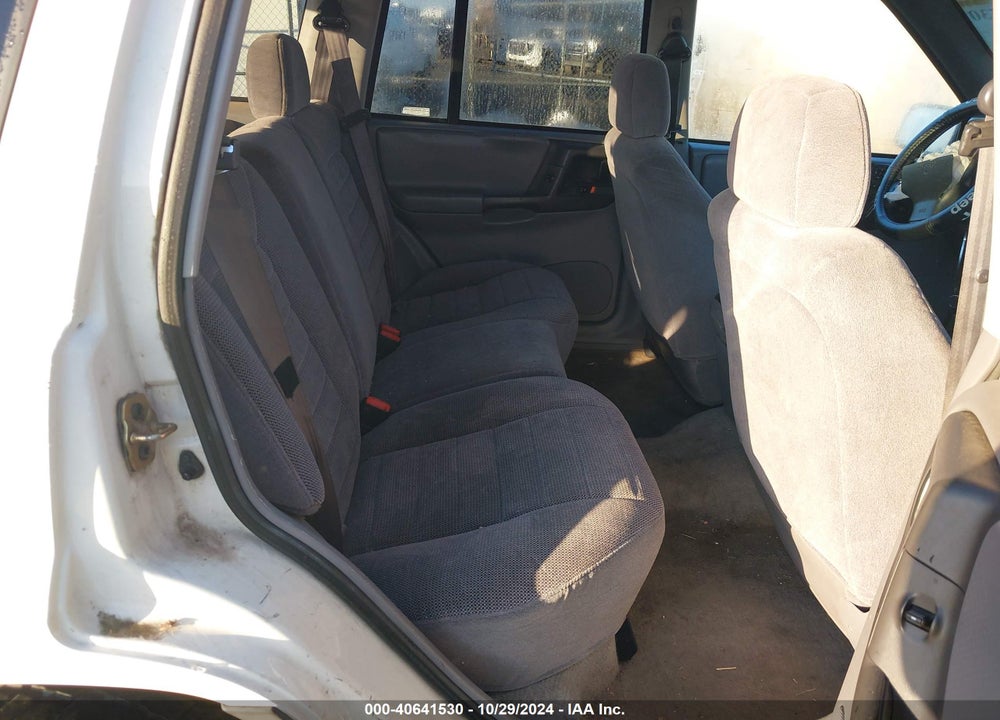 1996 JEEP GRAND CHEROKEE LAREDO VIN: 1J4GZ58S8TC208891