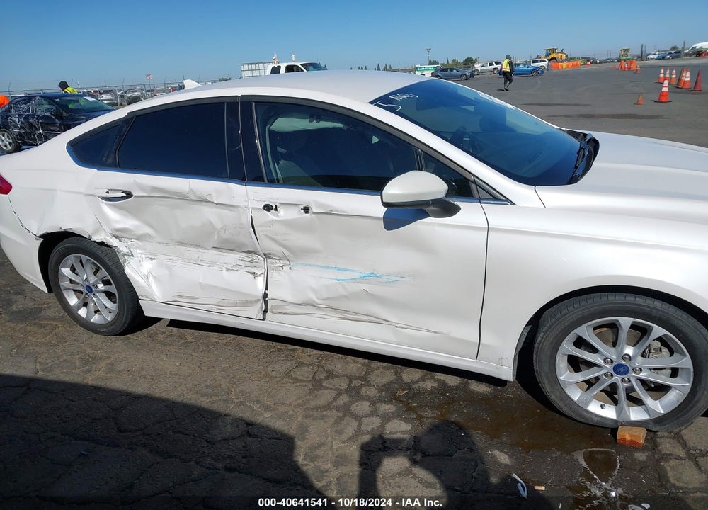 2020 FORD FUSION SE VIN: 3FA6P0HD6LR149472