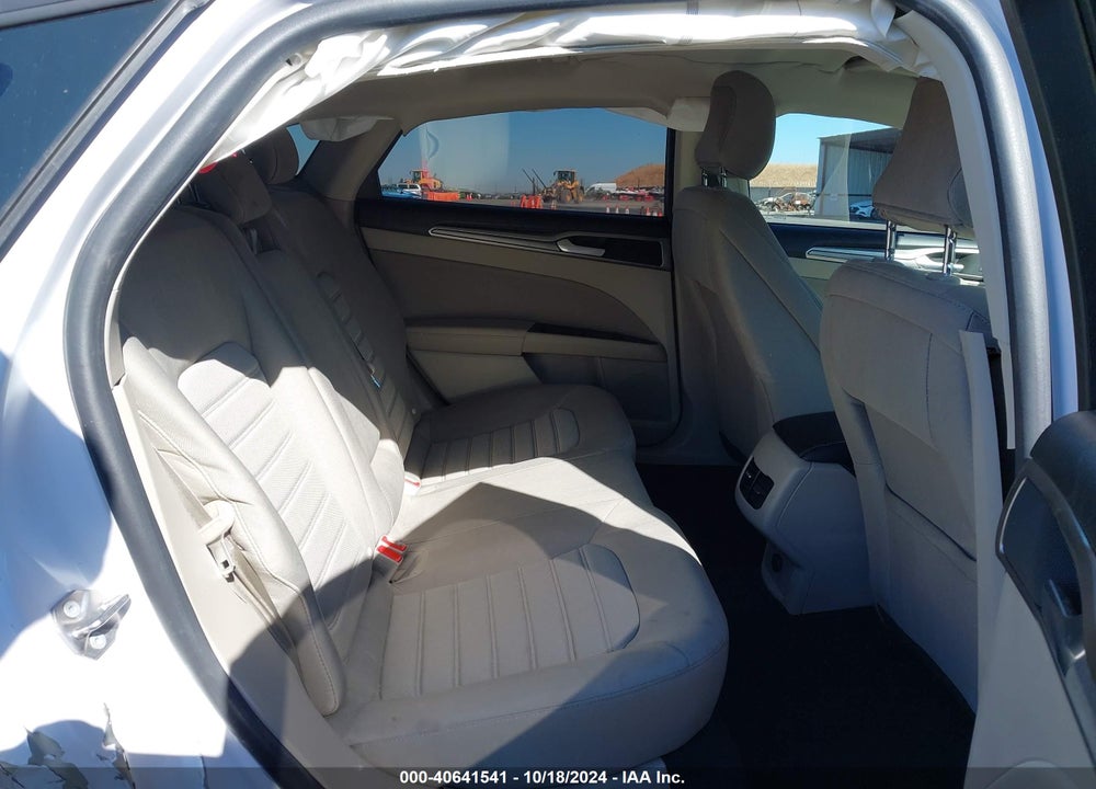 2020 FORD FUSION SE VIN: 3FA6P0HD6LR149472