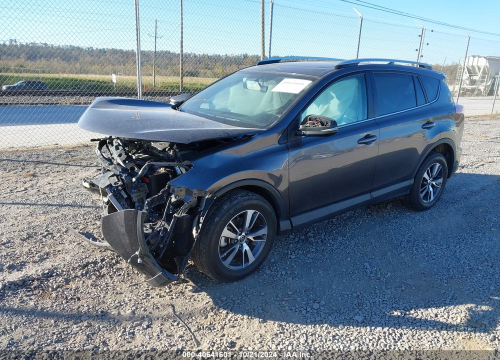 2016 TOYOTA RAV4 XLE VIN: 2T3RFREV3GW492723