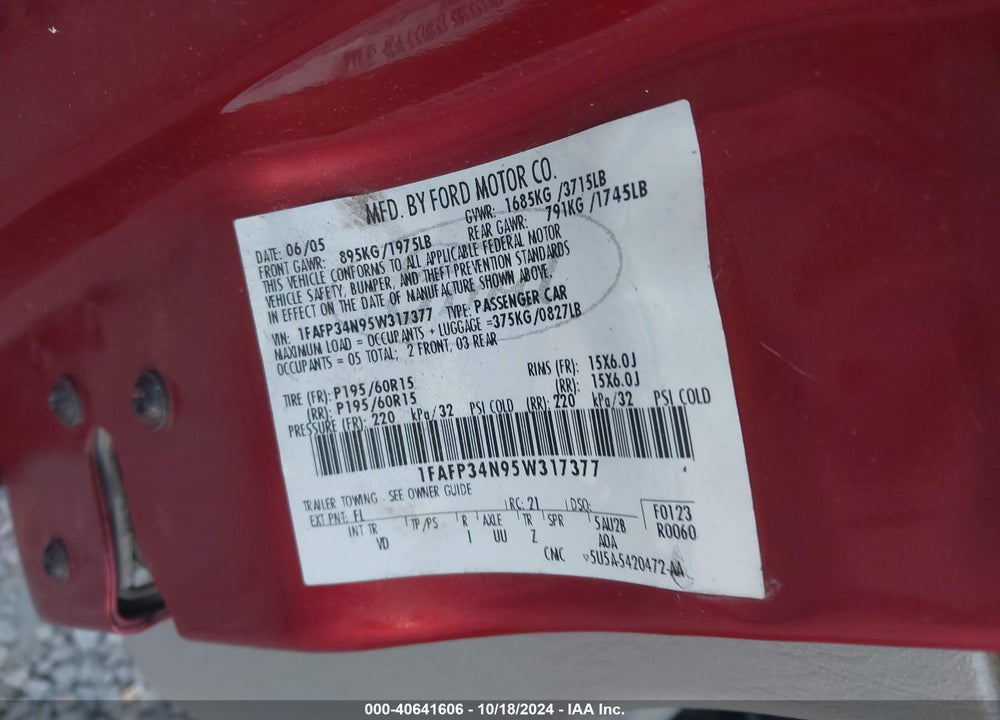 2005 FORD FOCUS ZX4 VIN: 1FAFP34N95W317377