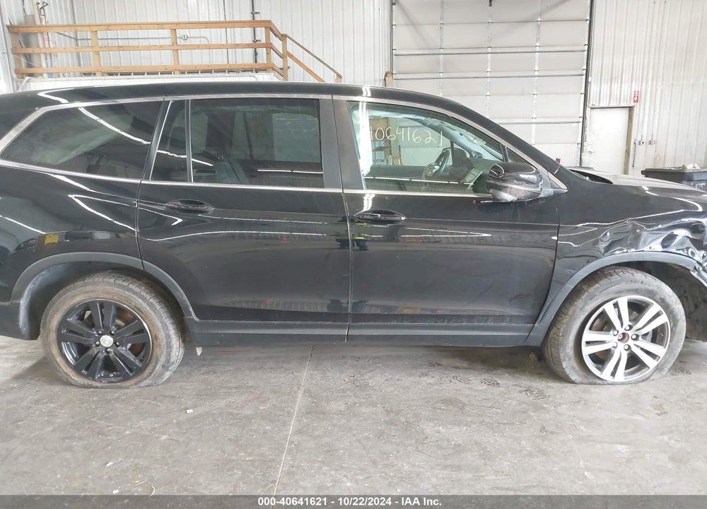 2017 HONDA PILOT EX-L VIN: 5FNYF6H80HB069170