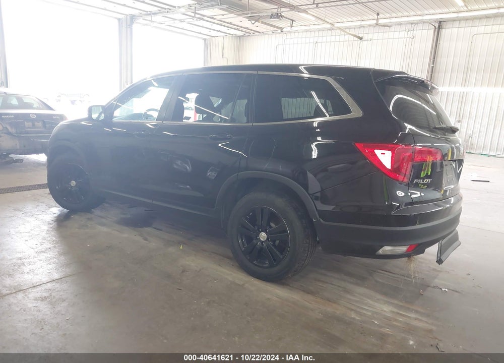 2017 HONDA PILOT EX-L VIN: 5FNYF6H80HB069170