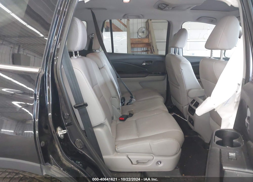 2017 HONDA PILOT EX-L VIN: 5FNYF6H80HB069170