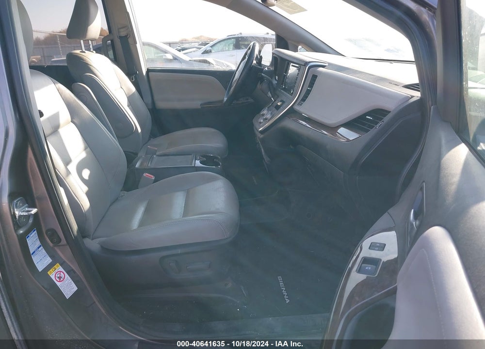 2018 TOYOTA SIENNA LIMITED PREMIUM 7 PASSENGER VIN: 5TDDZ3DC7JS195252