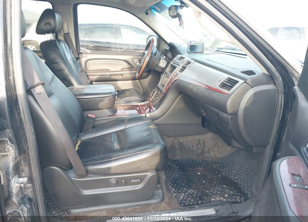 2008 CADILLAC ESCALADE STANDARD VIN: 1GYEC63868R146633