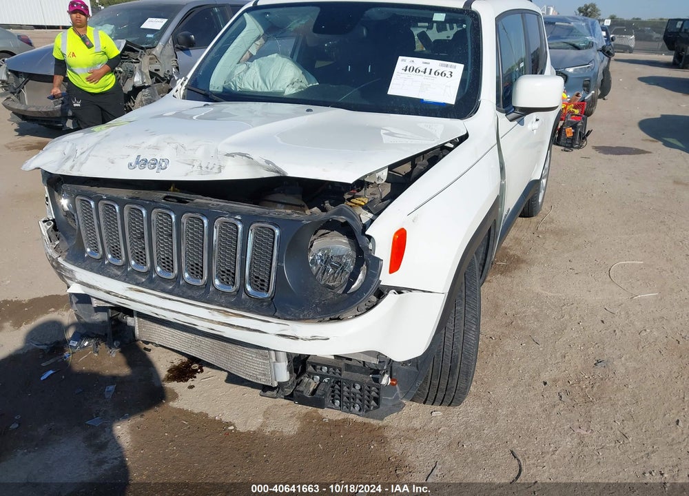 2018 JEEP RENEGADE LATITUDE FWD VIN: ZACCJABB8JPH33696